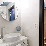Hotel Cocoon