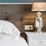Готель Cocoon