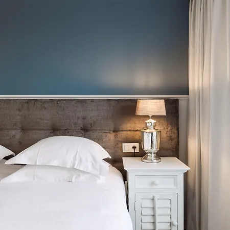 Cocoon 4* أوستيند