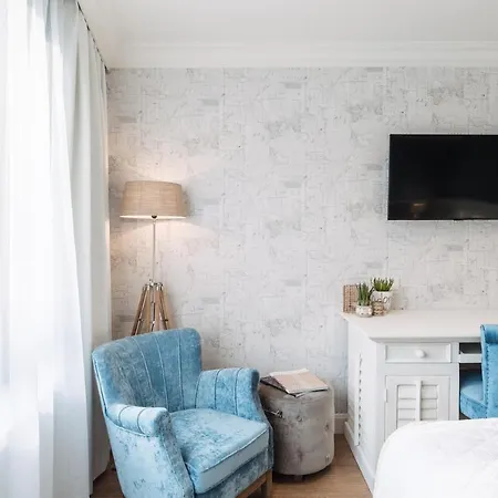 Cocoon Hotel 4*